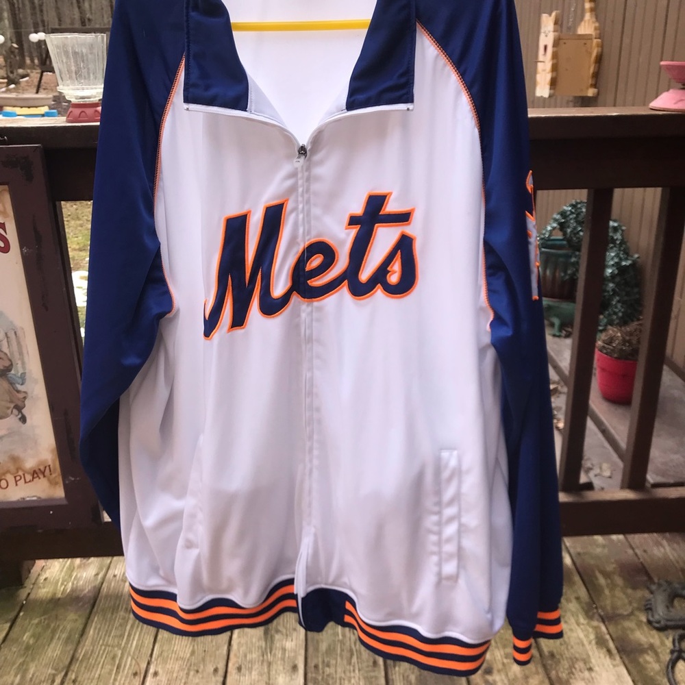 Majestic Size 5XT. NYMets Lightweight Jacket
